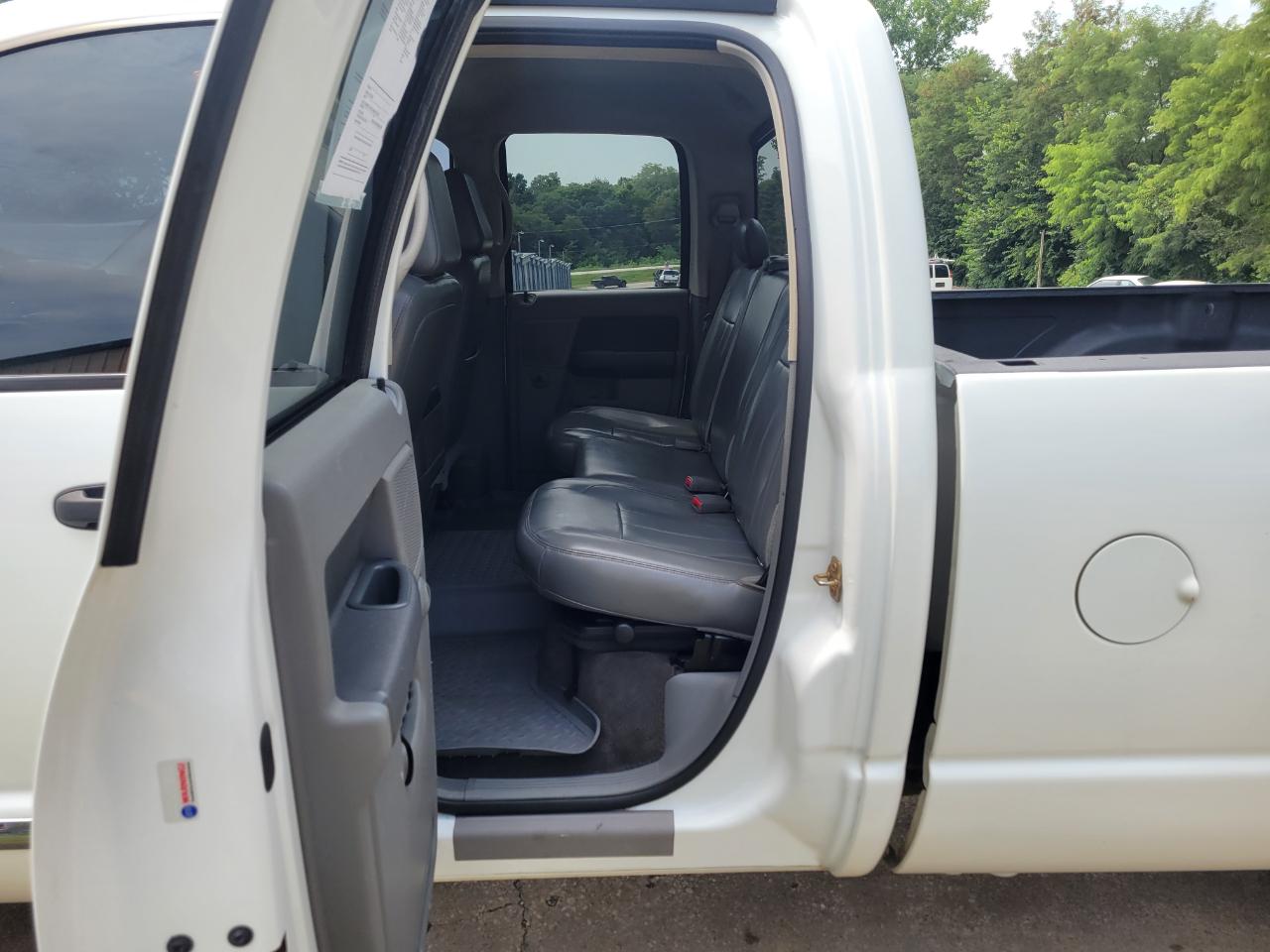 Dodge Ram 2500 Laramie Quad Cab 4WD 2007
