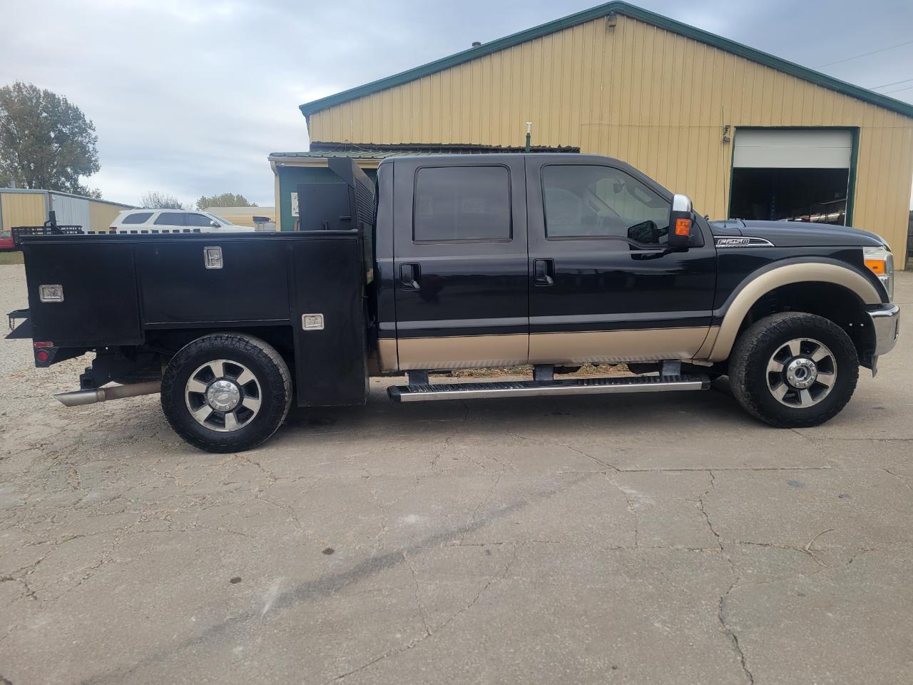 Ford Super Duty F-250  2011