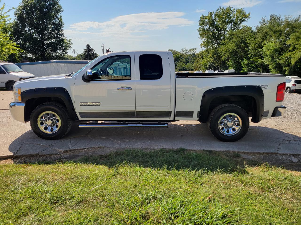 Chevrolet Silverado 1500 LS Crew Cab 4WD 2013