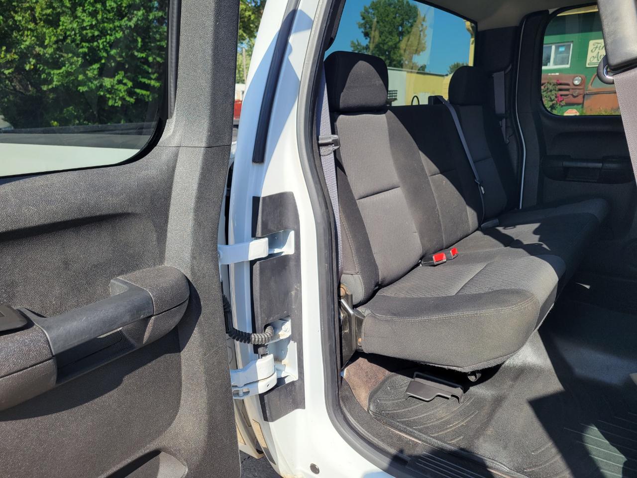 Chevrolet Silverado 1500 LS Crew Cab 4WD 2013
