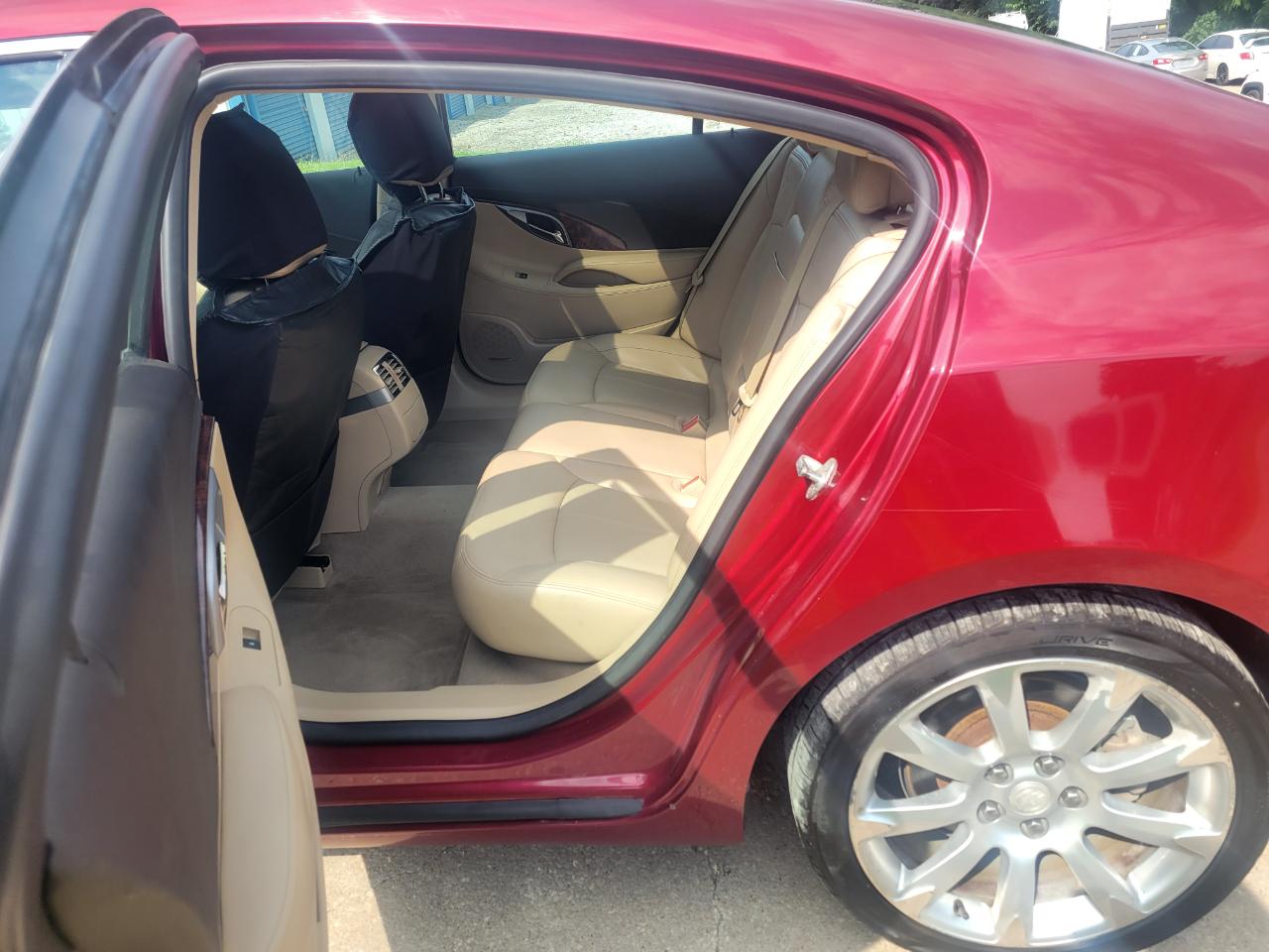 Buick LaCrosse 4dr Sdn CXS 2011