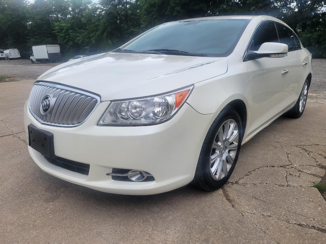 Buick LaCrosse 4dr Sdn Premium 1 FWD 2013