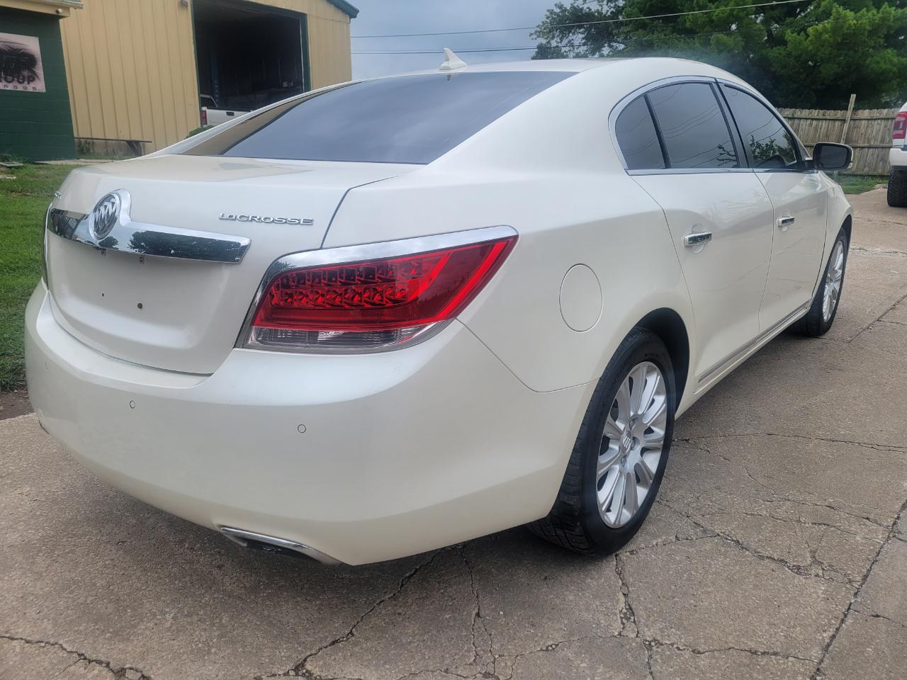 Buick LaCrosse 4dr Sdn Premium 1 FWD 2013