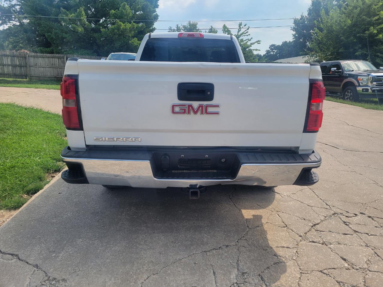GMC Sierra 1500 2WD Reg Cab 133.0" 2014