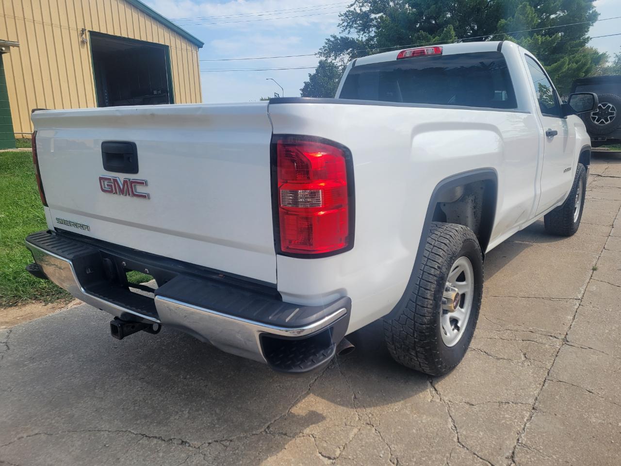 GMC Sierra 1500 2WD Reg Cab 133.0" 2014