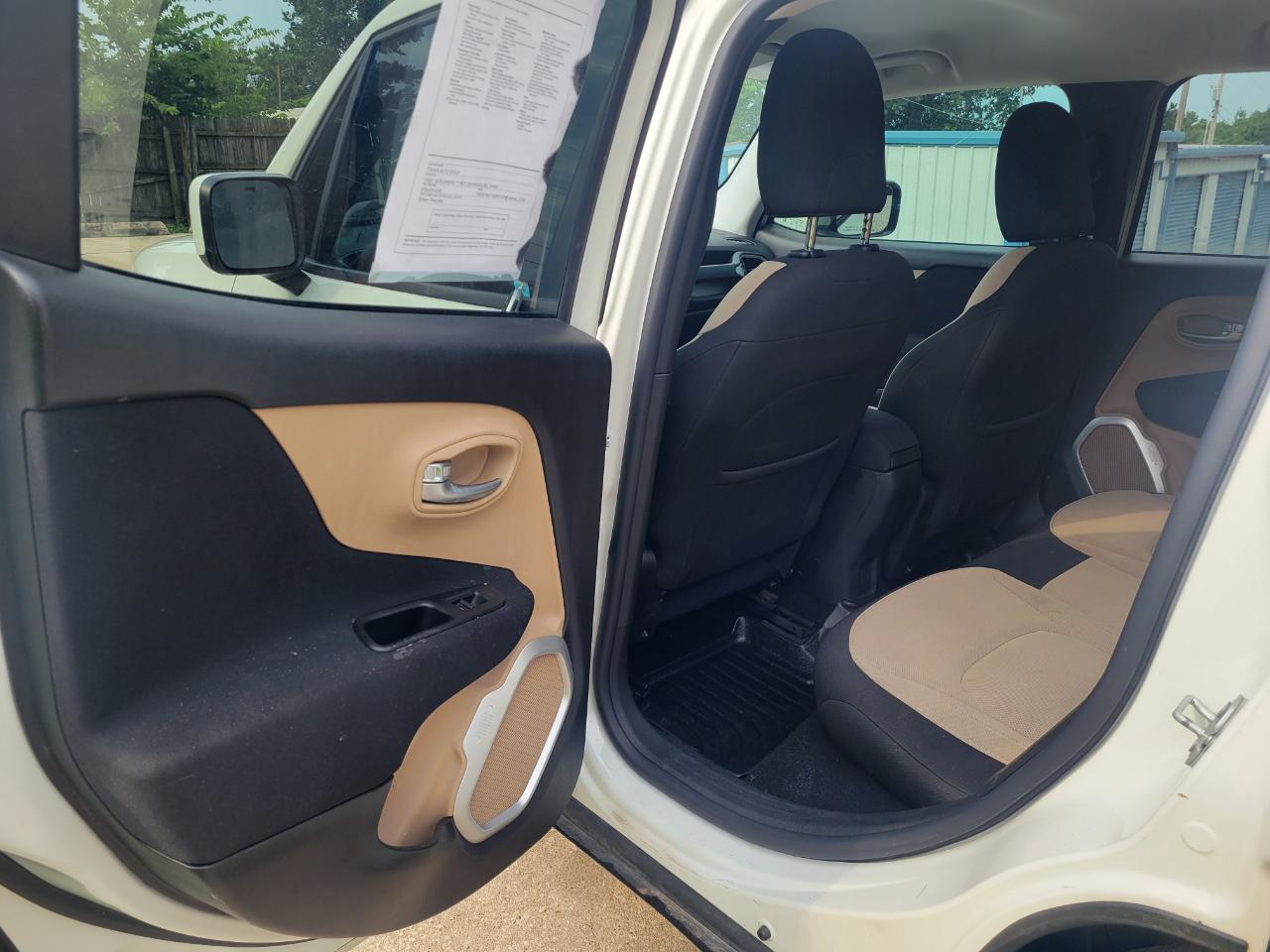 Jeep Renegade FWD 4dr Latitude 2016