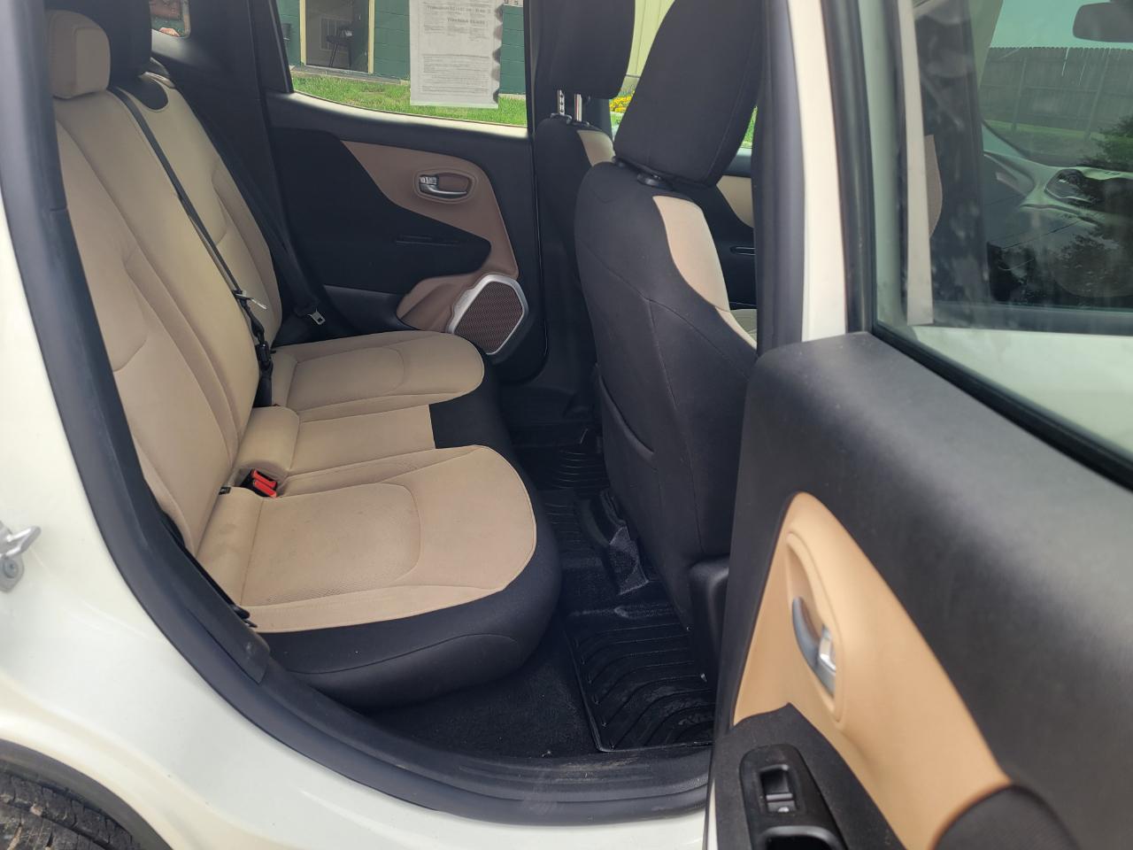 Jeep Renegade FWD 4dr Latitude 2016