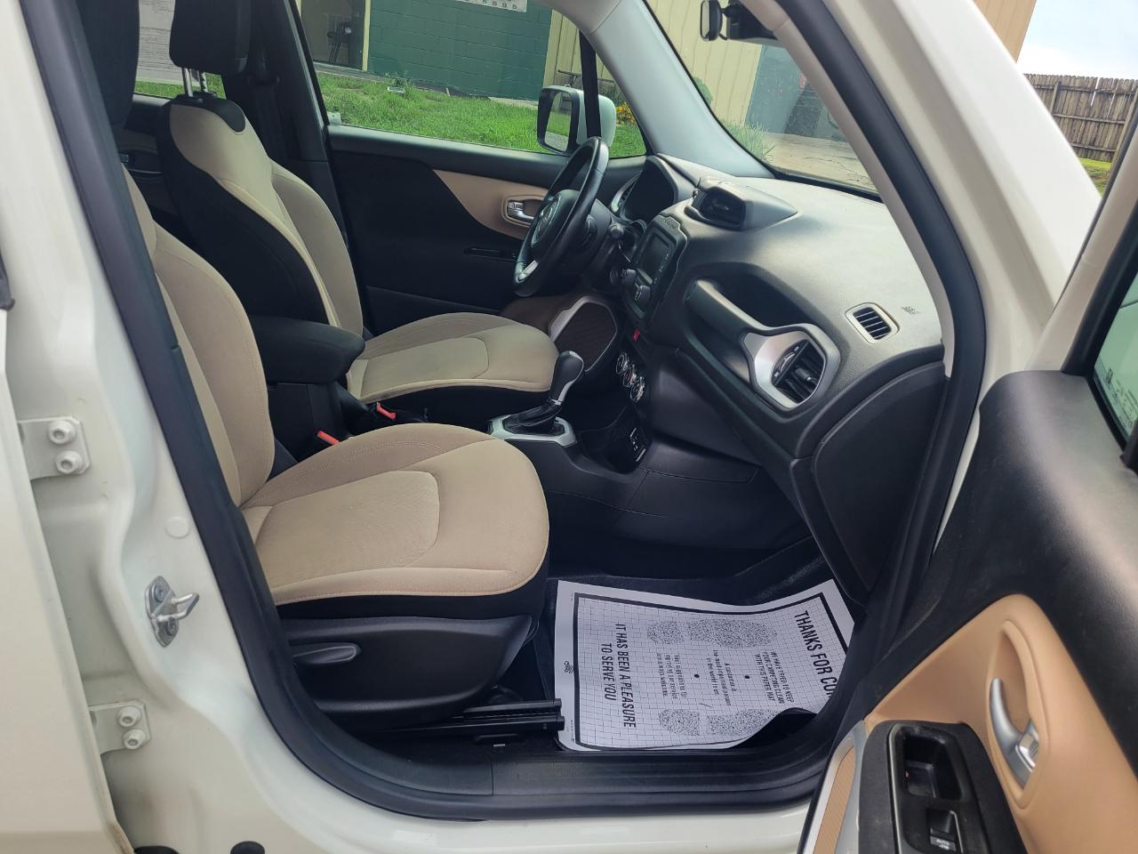 Jeep Renegade FWD 4dr Latitude 2016