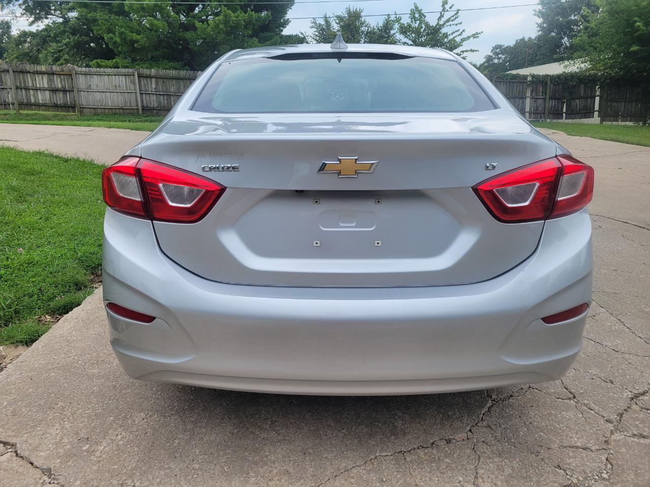 Chevrolet Cruze 4dr Sdn 1.4L LT w/1SD 2018