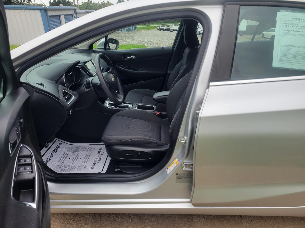 Chevrolet Cruze 4dr Sdn 1.4L LT w/1SD 2018