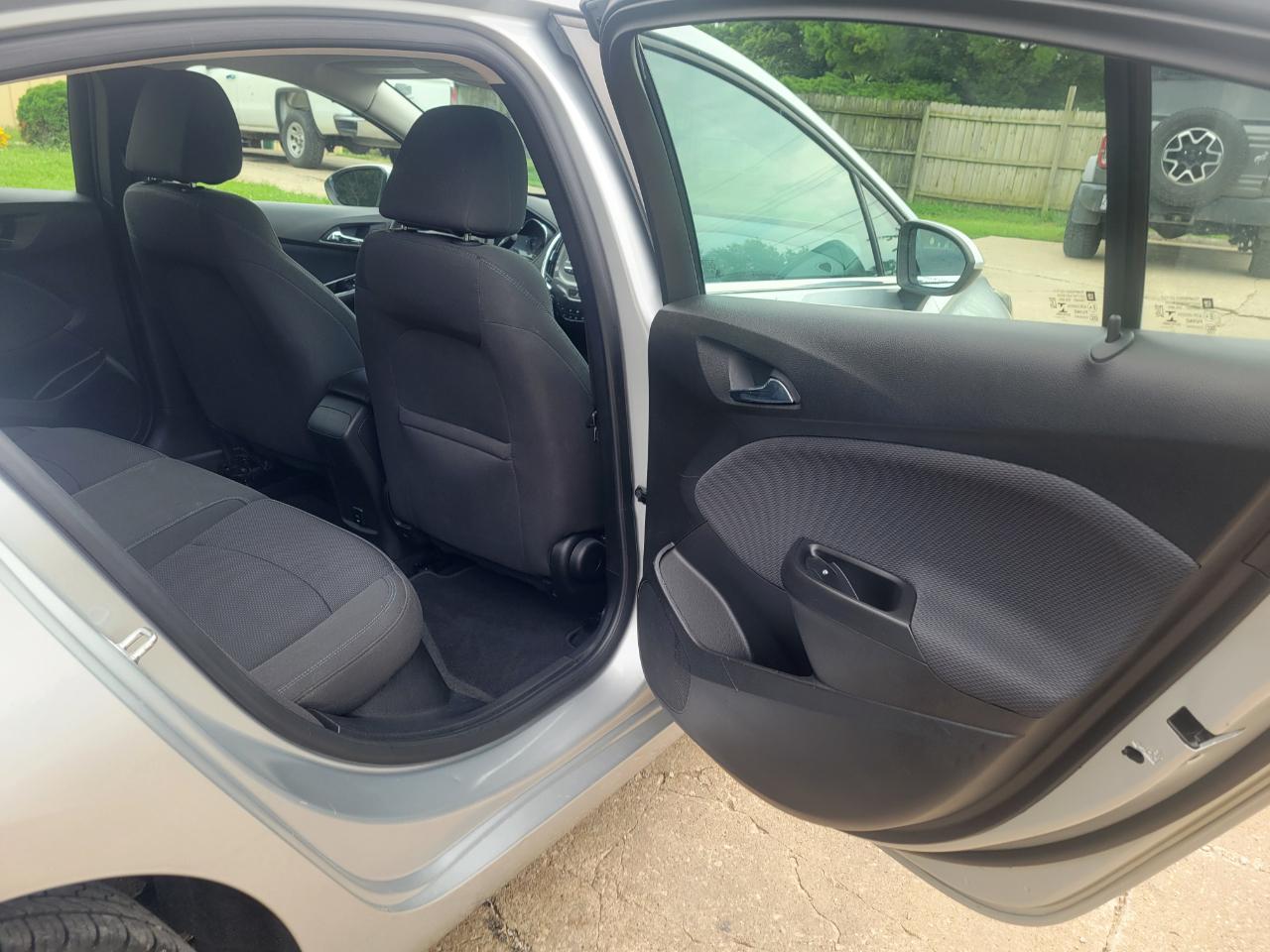 Chevrolet Cruze 4dr Sdn 1.4L LT w/1SD 2018
