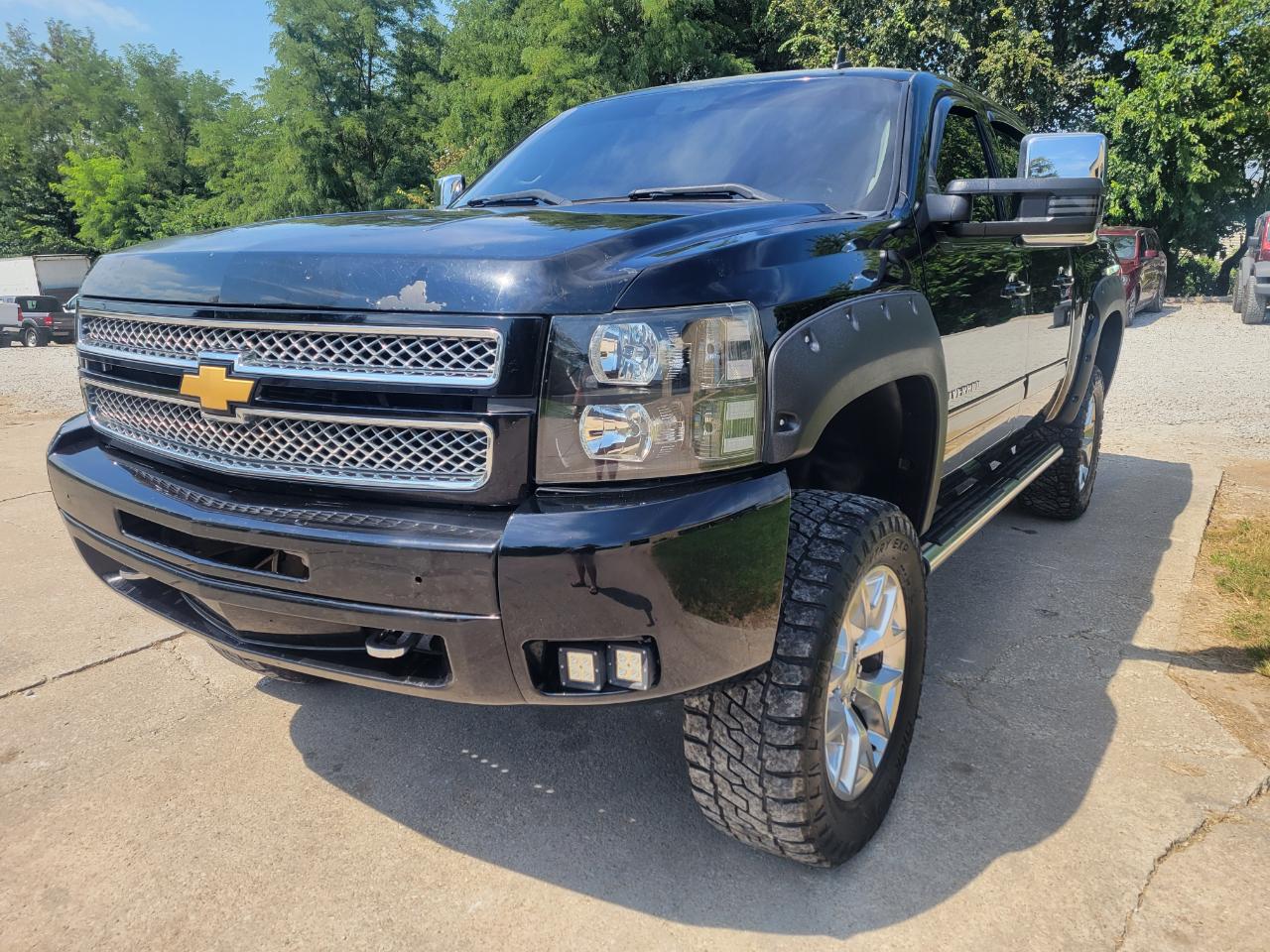 Chevrolet Silverado 1500 LT Crew Cab 4WD 2013