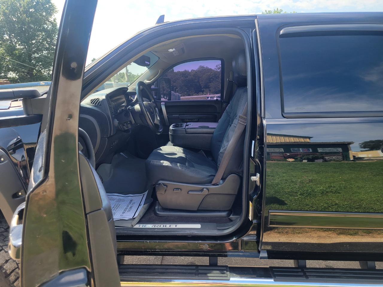 Chevrolet Silverado 1500 LT Crew Cab 4WD 2013
