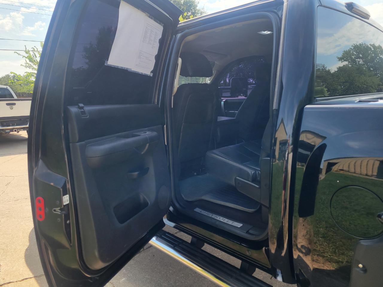 Chevrolet Silverado 1500 LT Crew Cab 4WD 2013