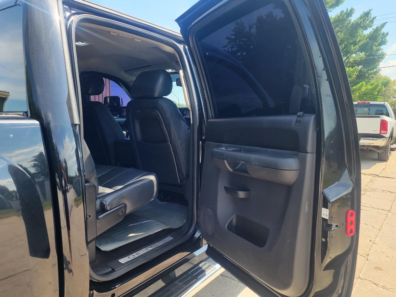 Chevrolet Silverado 1500 LT Crew Cab 4WD 2013