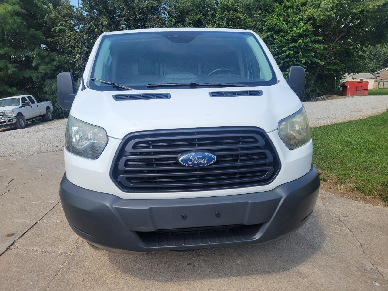 Ford Transit Cargo Van T-250 148" Low Rf 9000 GVWR Swing-Out RH Dr 2015