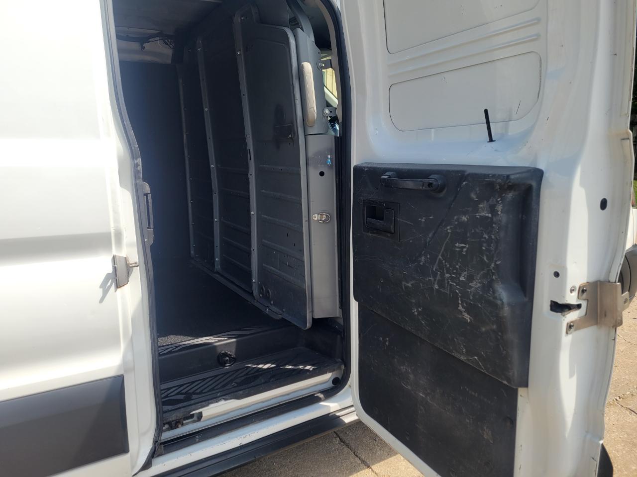 Ford Transit Cargo Van T-250 148" Low Rf 9000 GVWR Swing-Out RH Dr 2015
