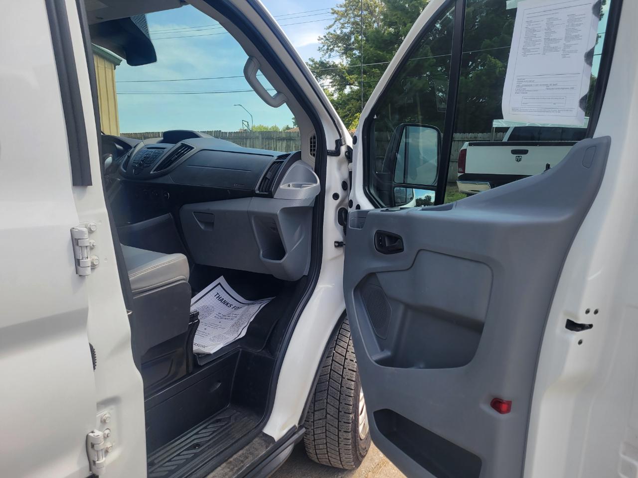 Ford Transit Cargo Van T-250 148" Low Rf 9000 GVWR Swing-Out RH Dr 2015