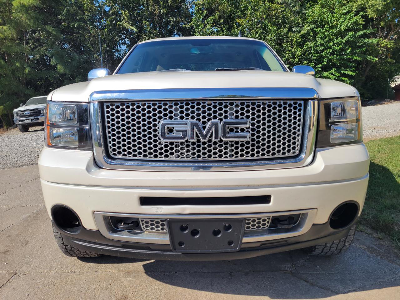 GMC Sierra 1500 Denali Crew Cab AWD 2011