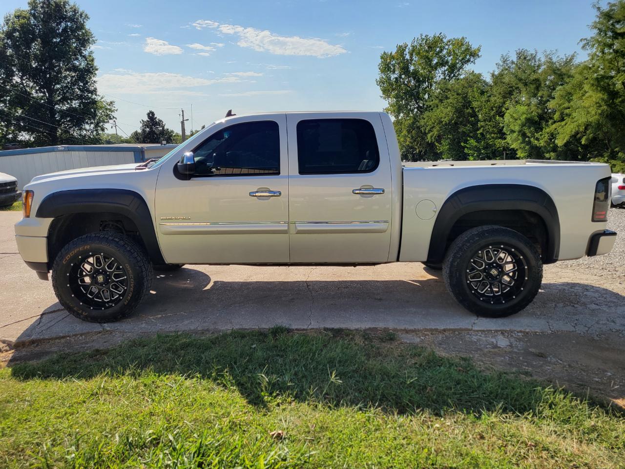 GMC Sierra 1500 Denali Crew Cab AWD 2011