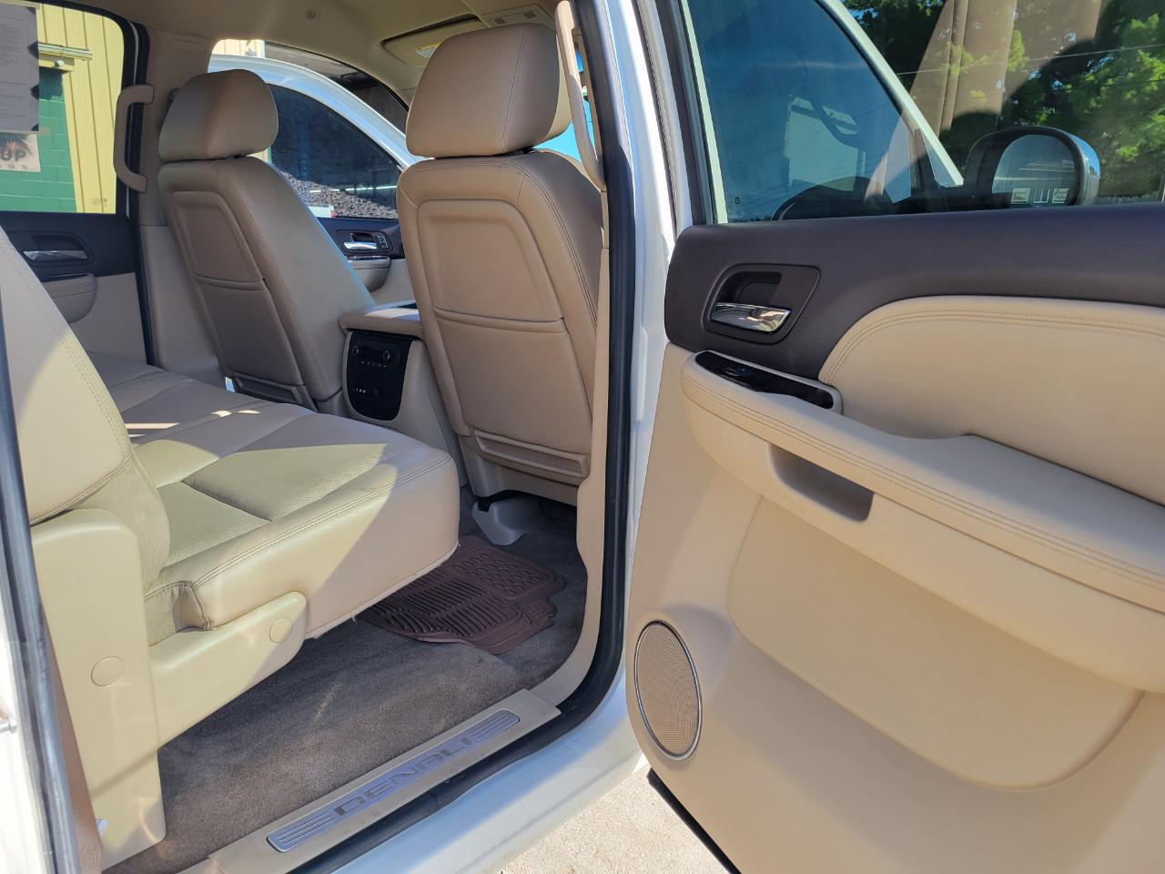 GMC Sierra 1500 Denali Crew Cab AWD 2011