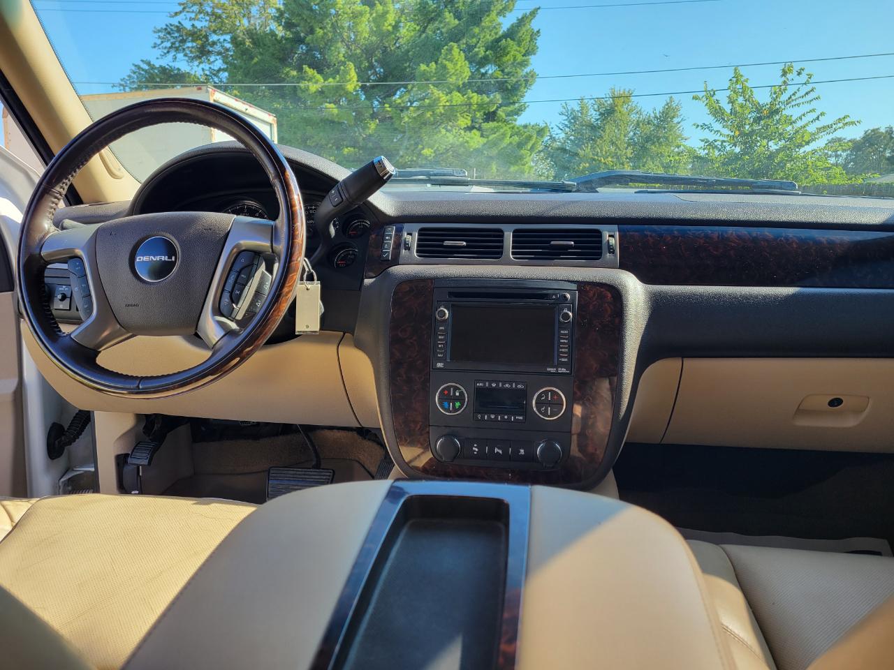 GMC Sierra 1500 Denali Crew Cab AWD 2011