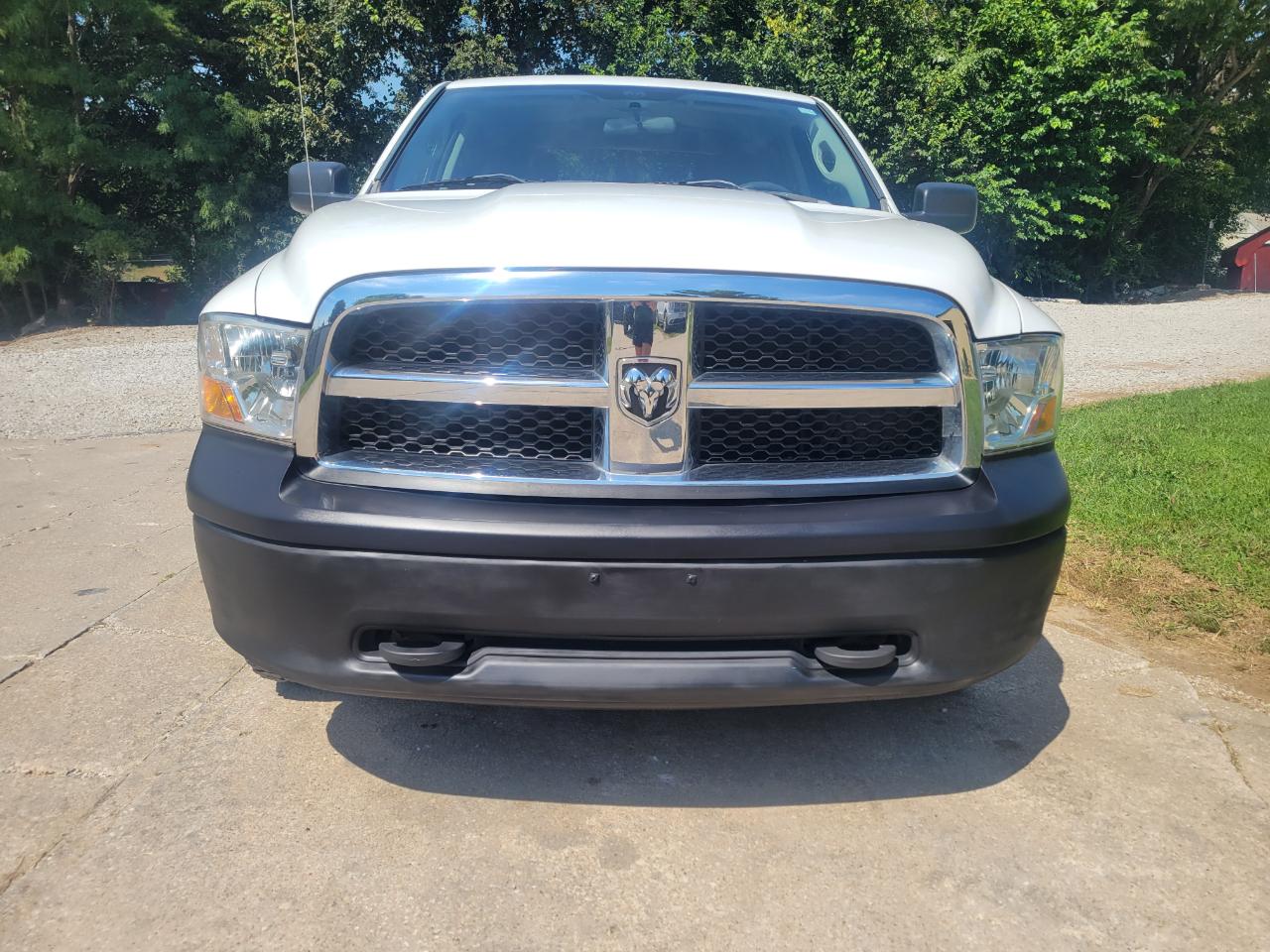 Dodge 1500 ST Quad Cab 4WD 2011