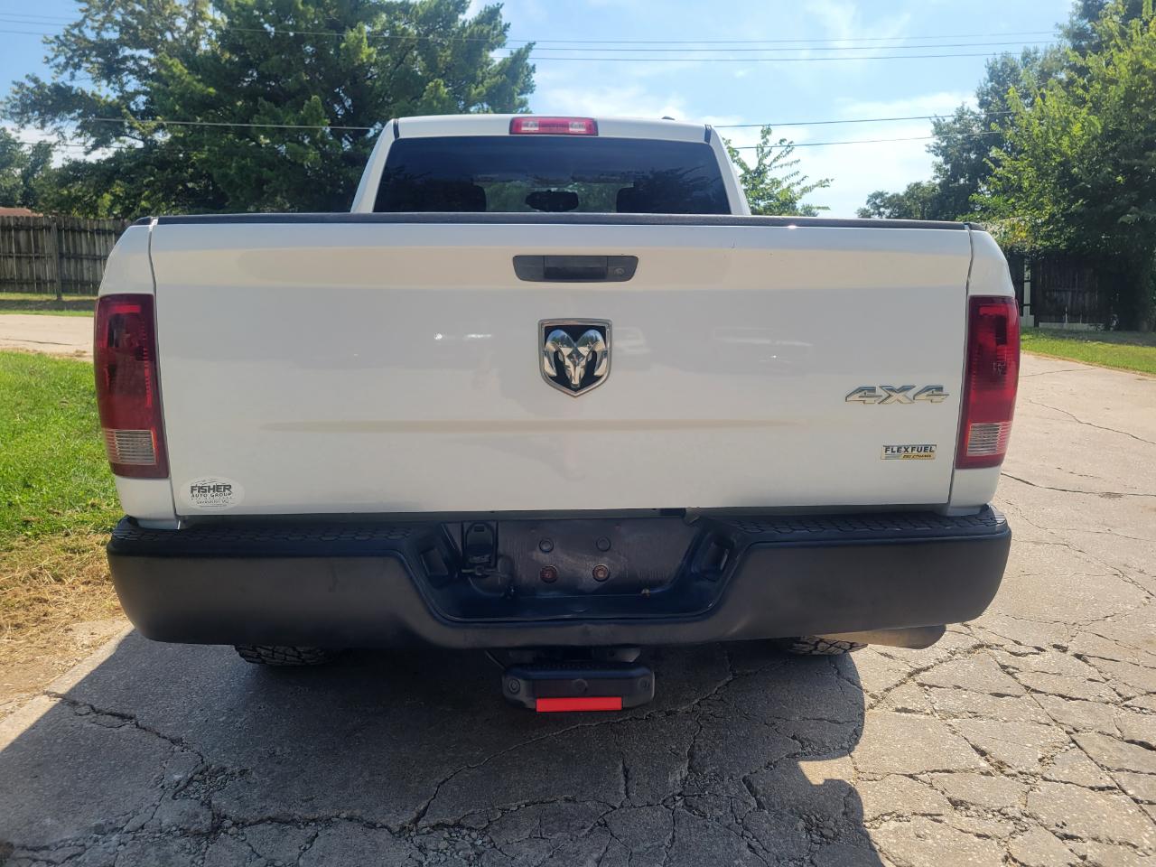 Dodge 1500 ST Quad Cab 4WD 2011