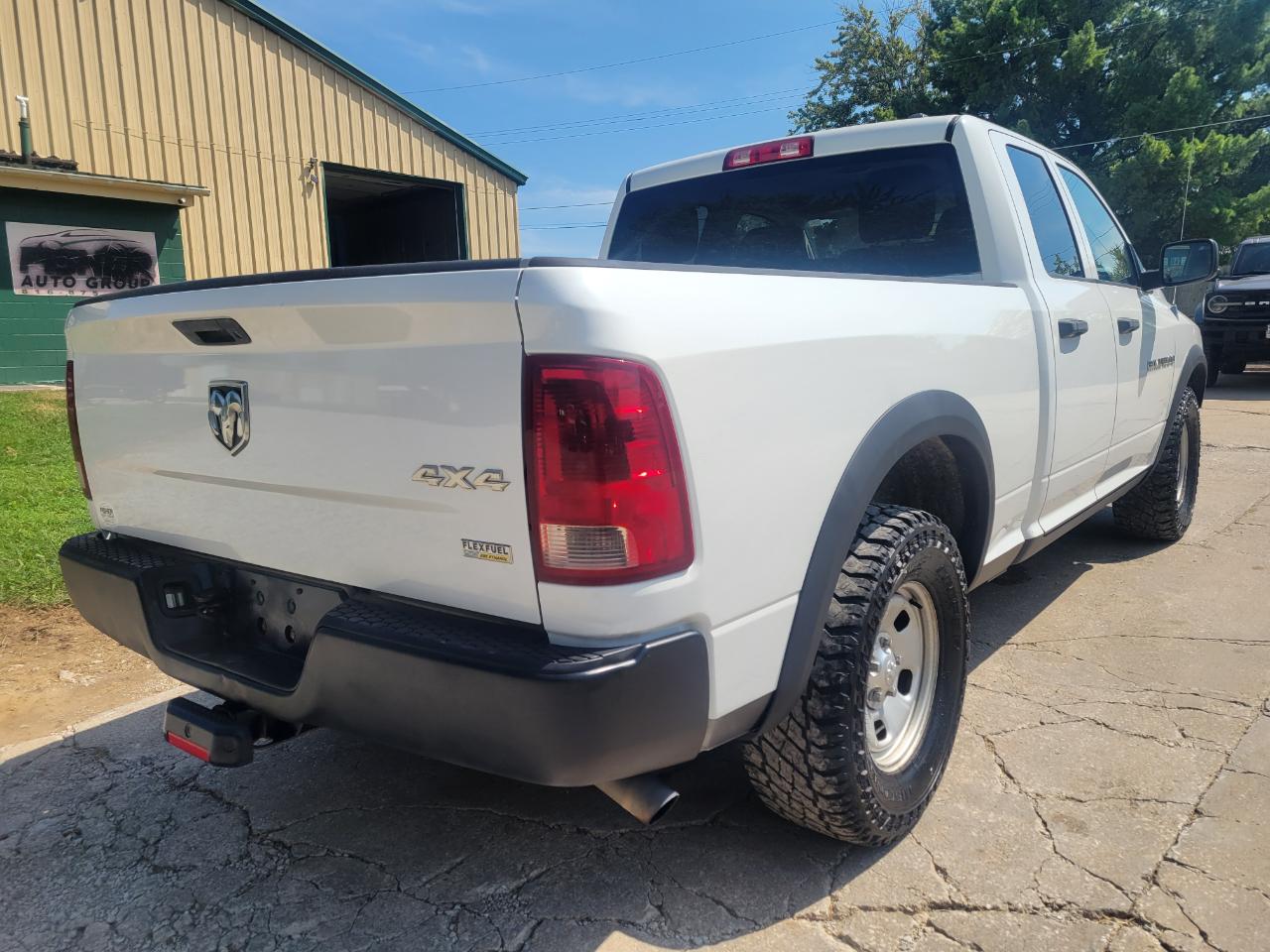 Dodge 1500 ST Quad Cab 4WD 2011