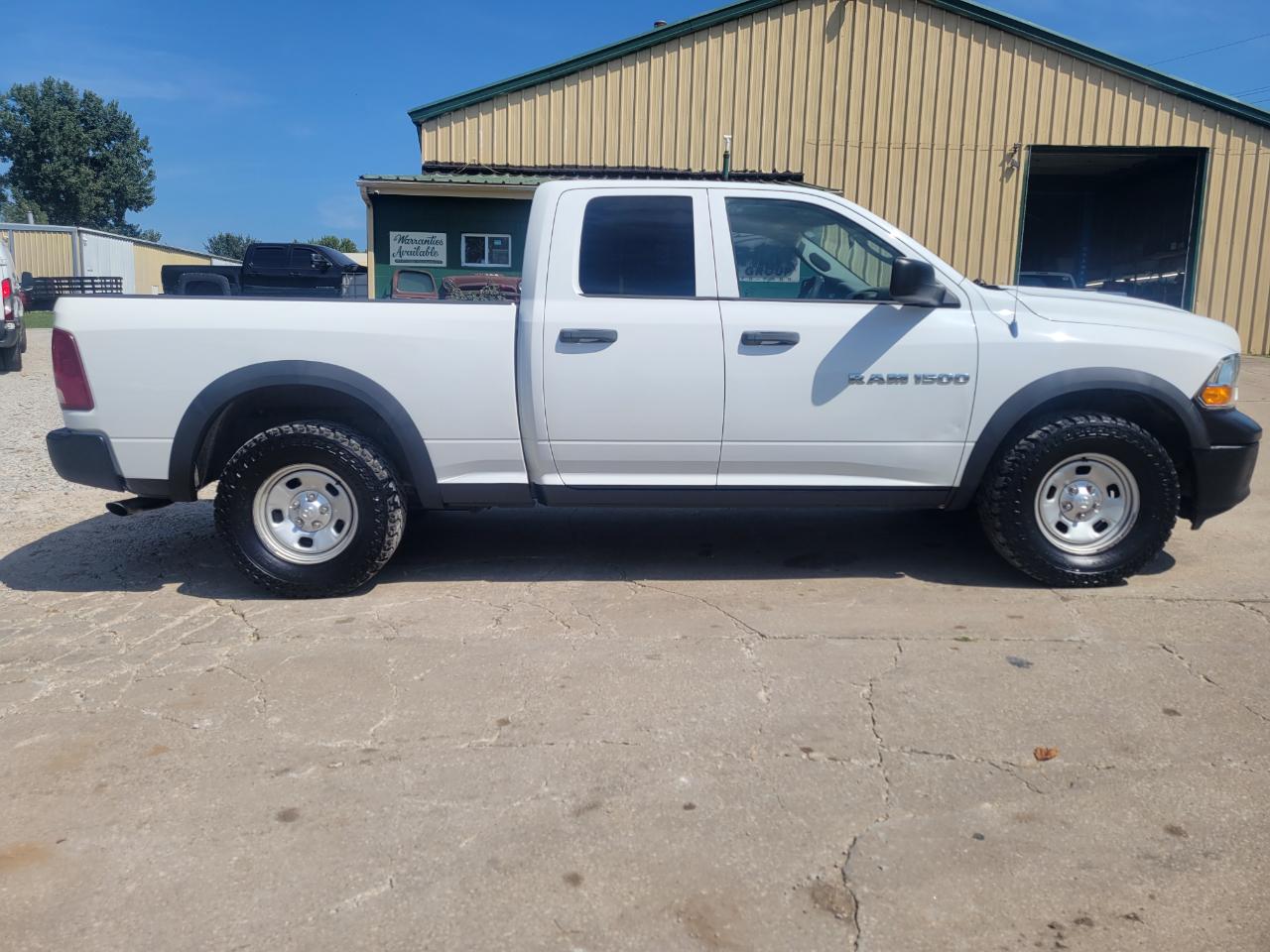 Dodge 1500 ST Quad Cab 4WD 2011