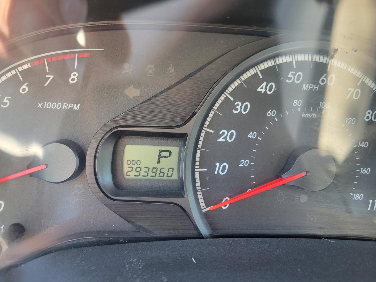 Toyota Sienna LE 7-Passenger Seating 2011