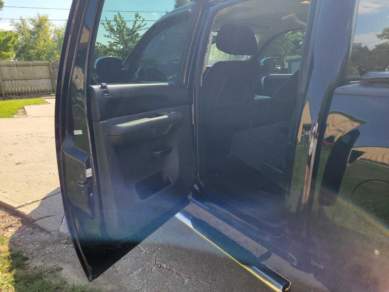 Chevrolet Silverado 1500 LT Crew Cab 4WD 2012