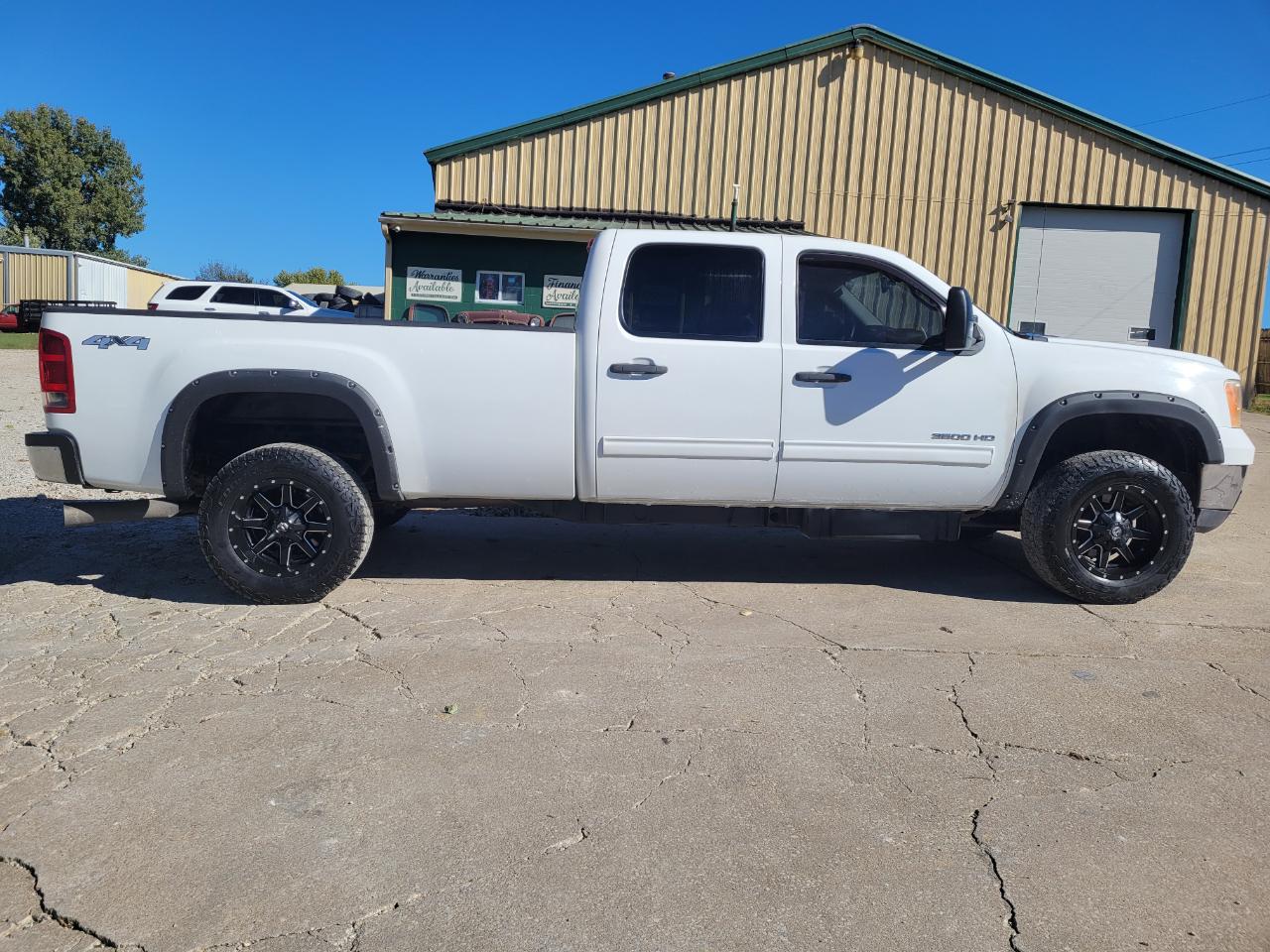 GMC Sierra 3500HD SLE Crew Cab 4WD 2013