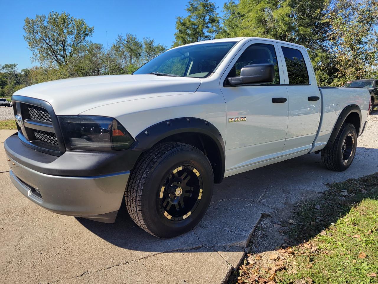 Dodge Ram 1500 ST Quad Cab 4WD 2010