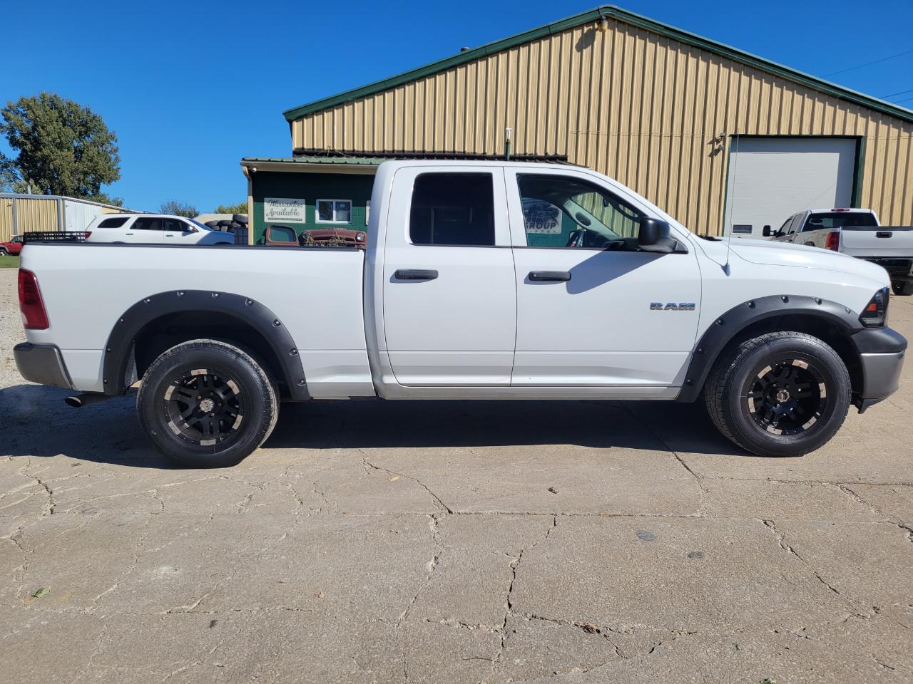 Dodge Ram 1500 ST Quad Cab 4WD 2010