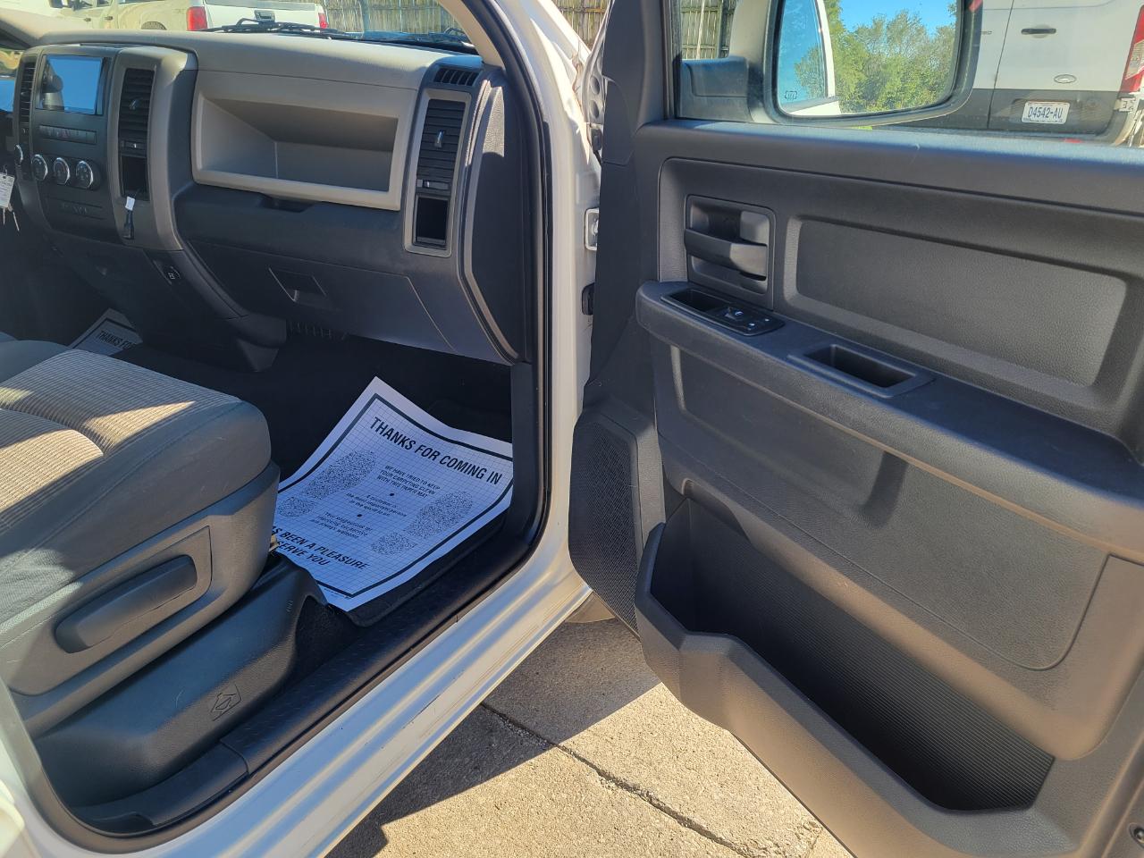 Dodge Ram 1500 ST Quad Cab 4WD 2010