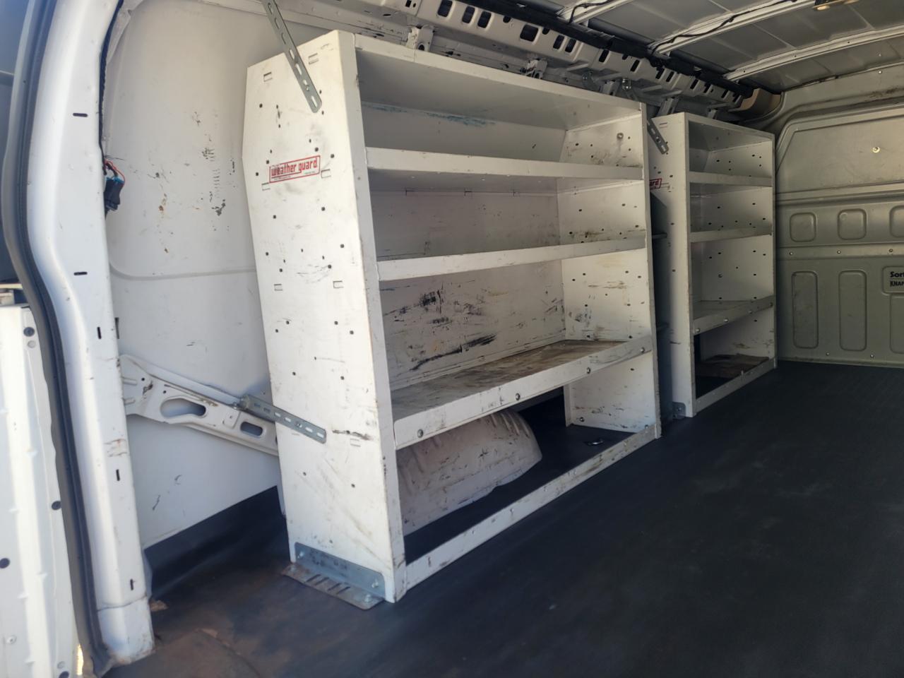 GMC Savana Cargo Van 2500 135" WB 2017