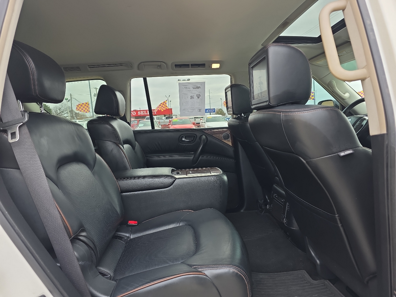 Nissan Armada 4x4 Platinum 2019