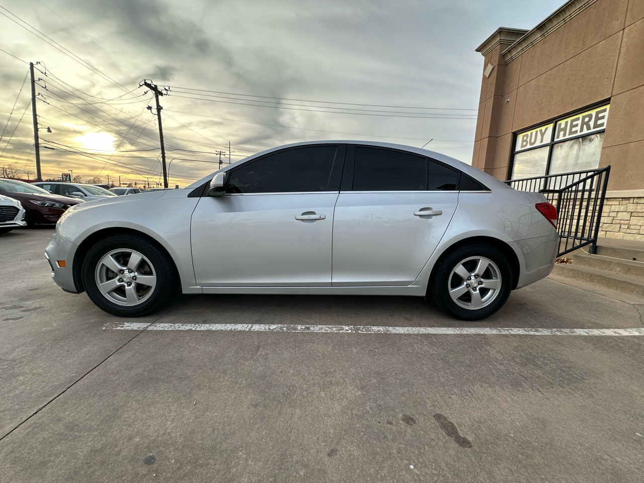 Chevrolet Cruze Limited 4dr Sdn Auto LT w/1LT 2016
