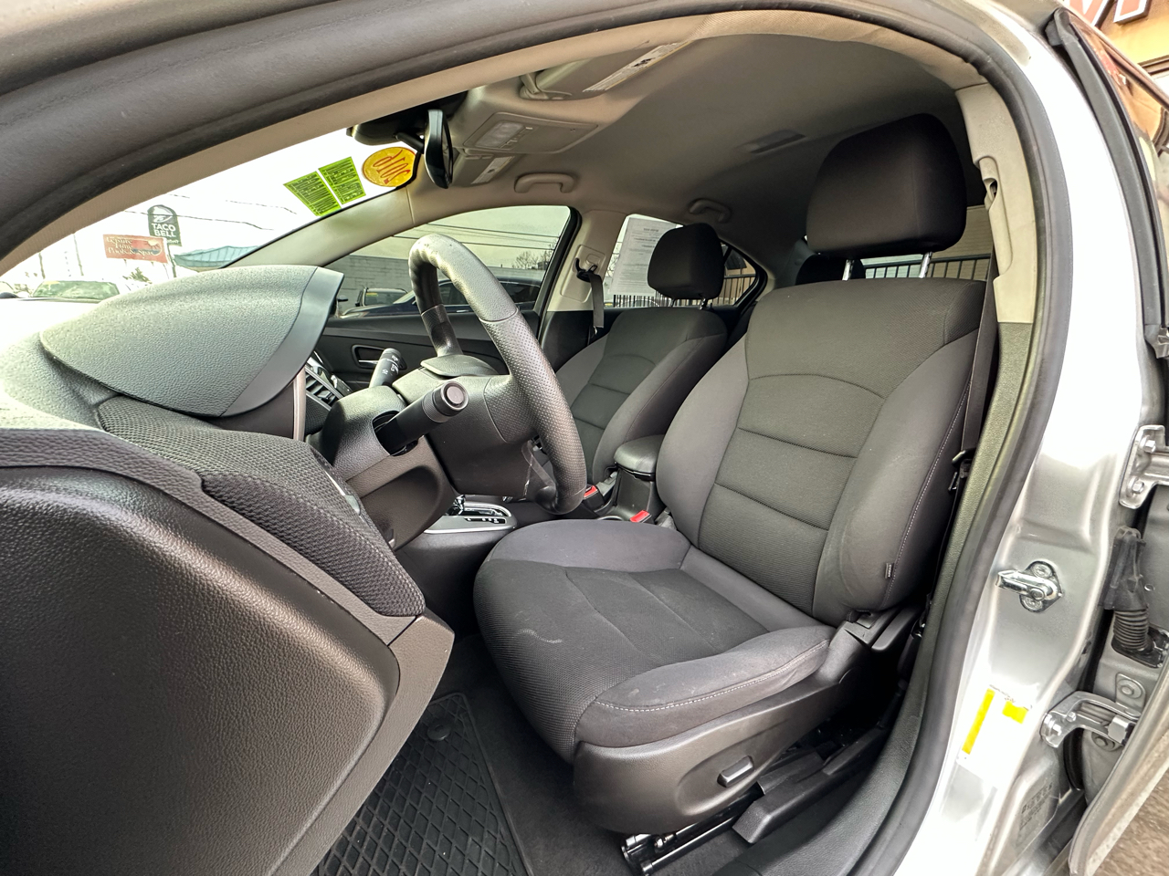 Chevrolet Cruze Limited 4dr Sdn Auto LT w/1LT 2016