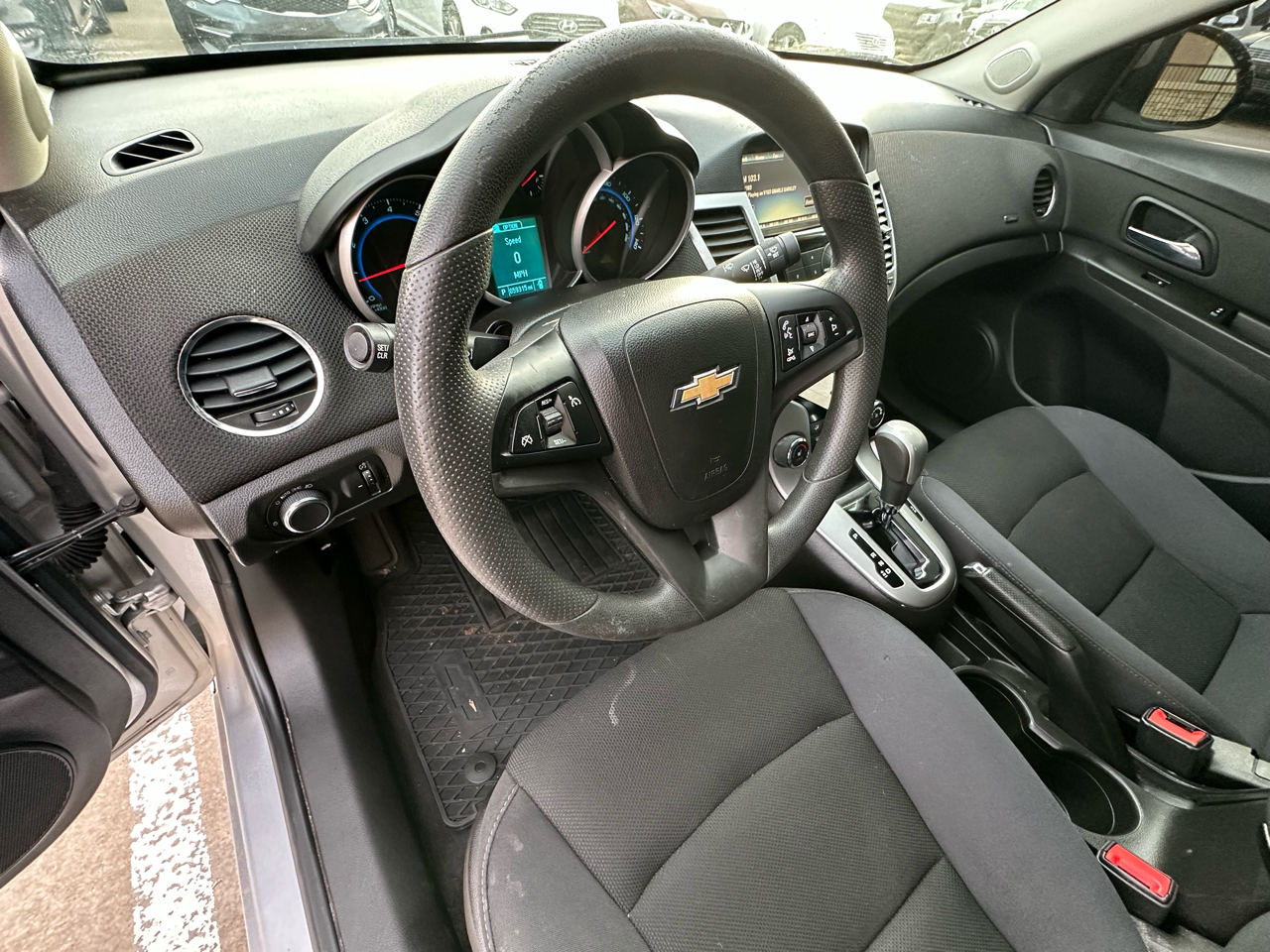 Chevrolet Cruze Limited 4dr Sdn Auto LT w/1LT 2016