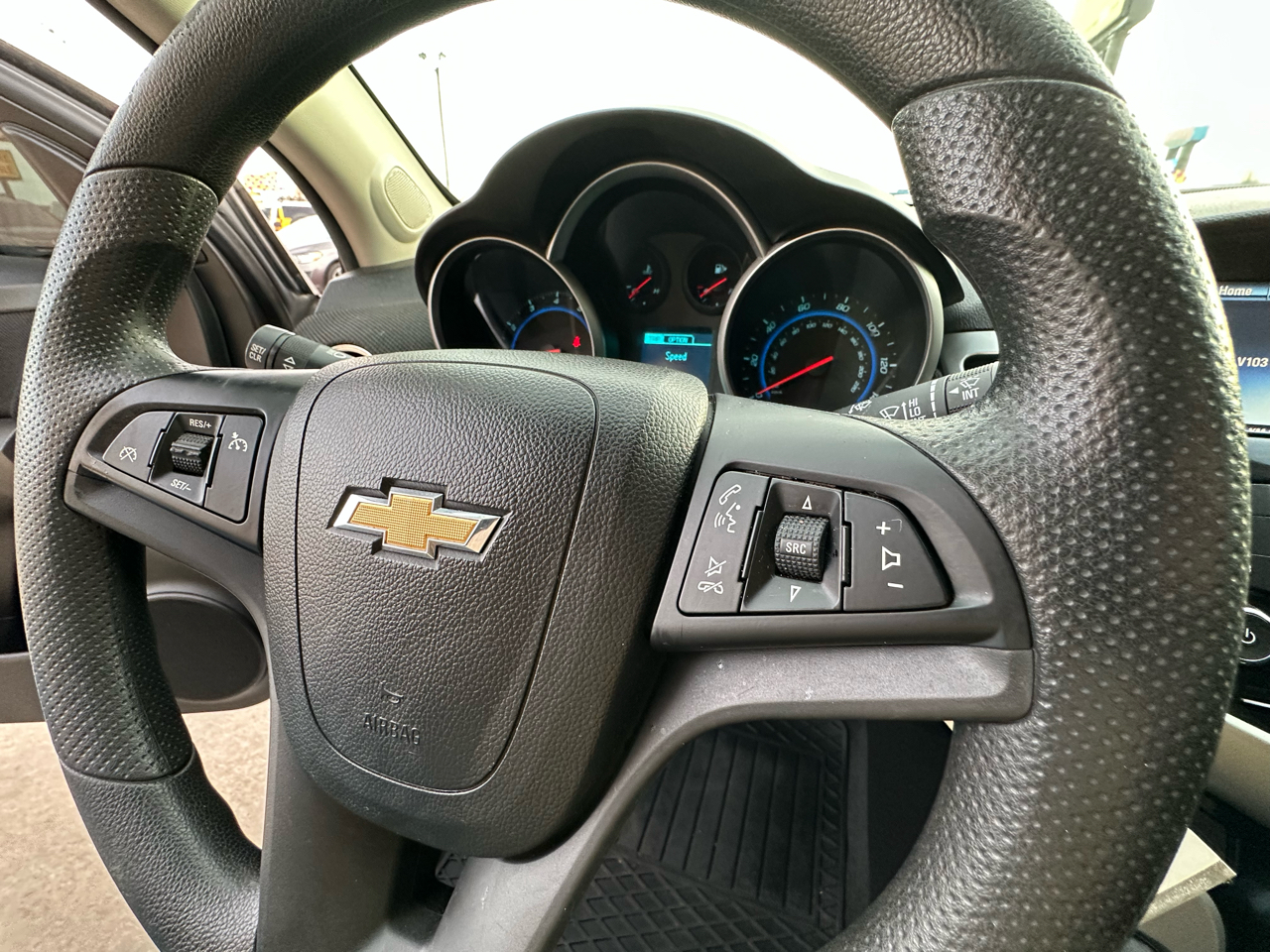 Chevrolet Cruze Limited 4dr Sdn Auto LT w/1LT 2016