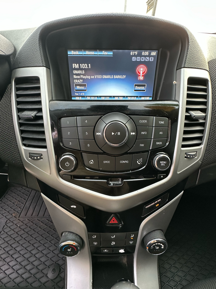 Chevrolet Cruze Limited 4dr Sdn Auto LT w/1LT 2016