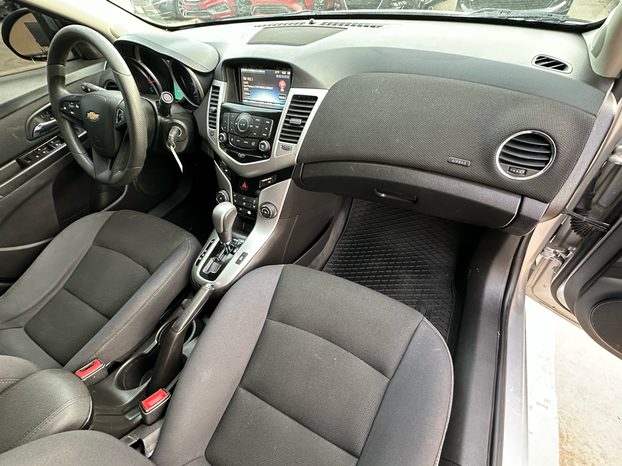 Chevrolet Cruze Limited 4dr Sdn Auto LT w/1LT 2016