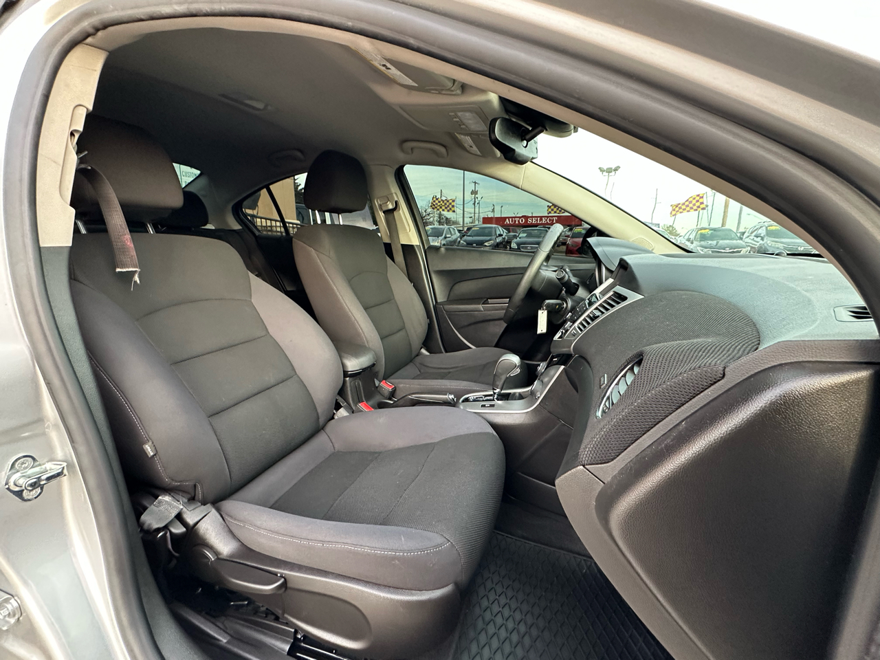 Chevrolet Cruze Limited 4dr Sdn Auto LT w/1LT 2016