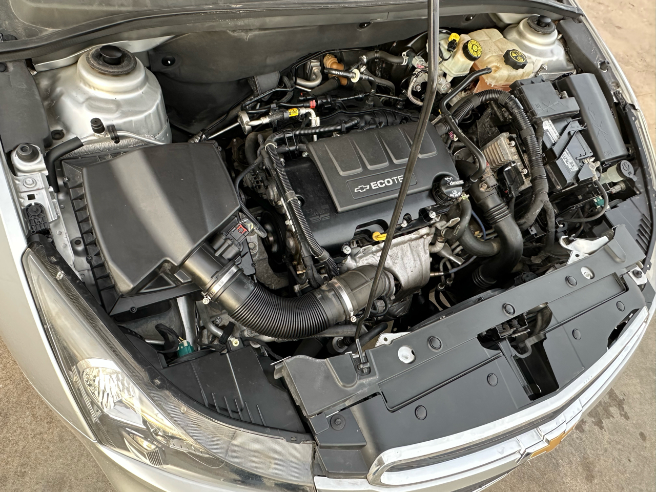 Chevrolet Cruze Limited 4dr Sdn Auto LT w/1LT 2016