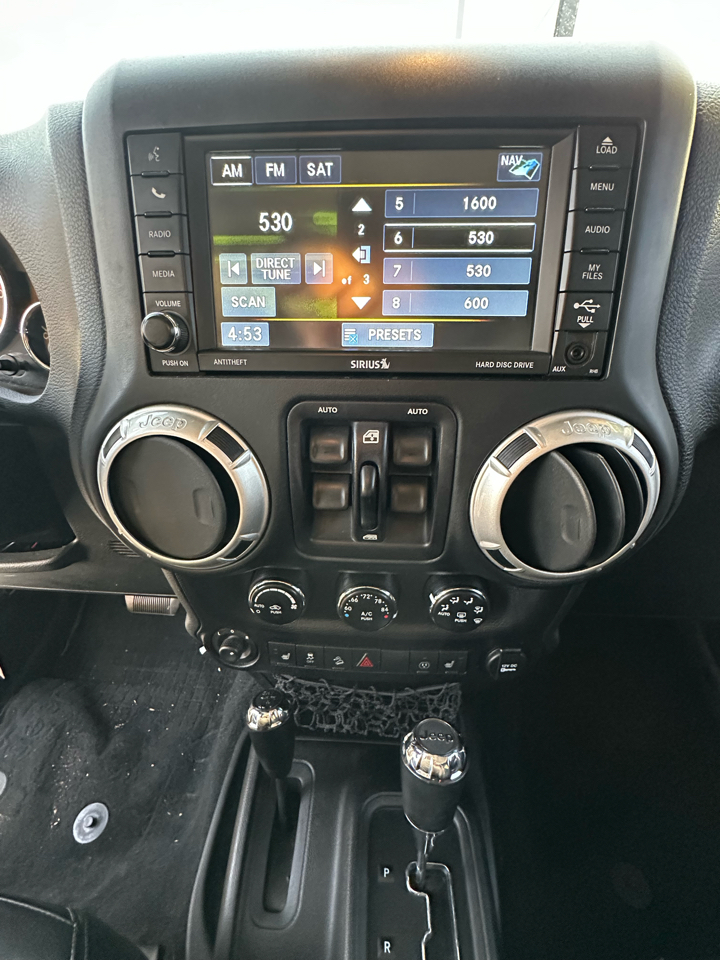 Jeep Wrangler Unlimited 4WD 4dr Rubicon Hard Rock 2015