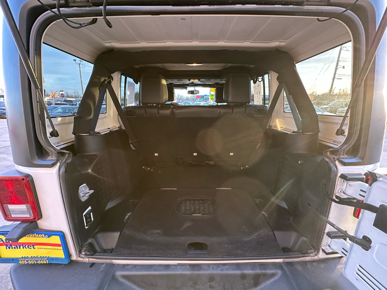 Jeep Wrangler Unlimited 4WD 4dr Rubicon Hard Rock 2015