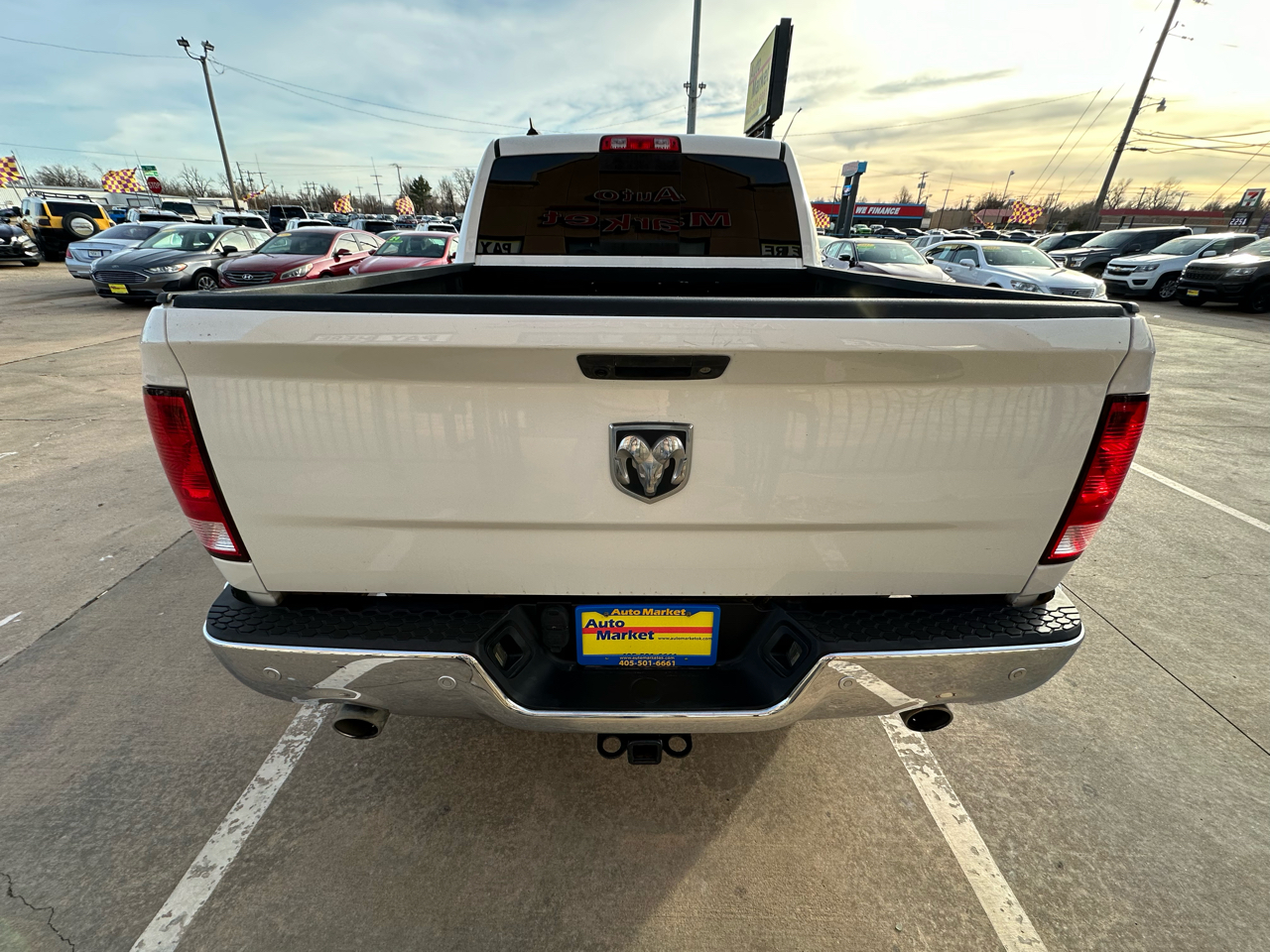 RAM 1500 2WD Crew Cab 140.5" Lone Star 2016