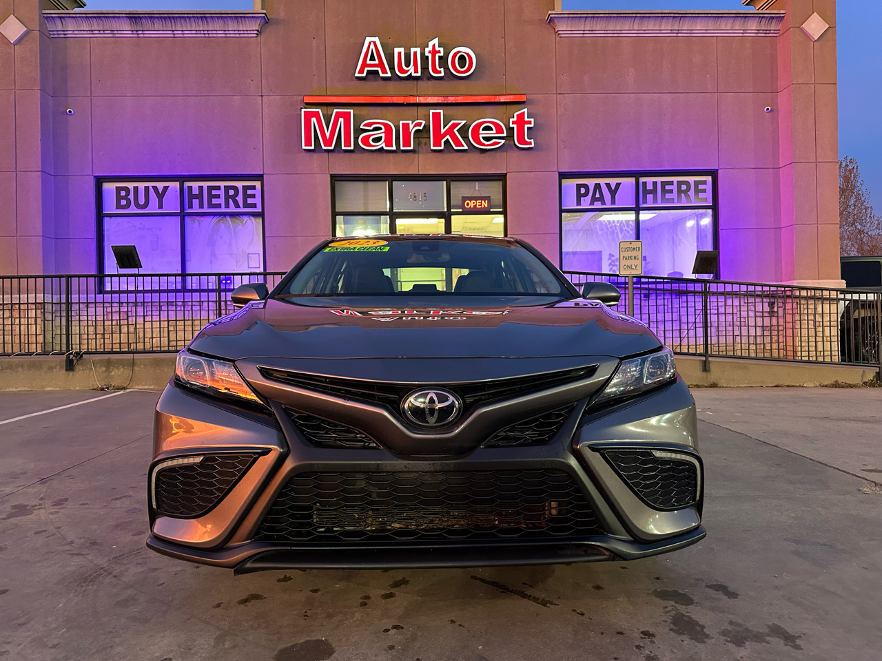 Toyota Camry SE Auto (Natl) 2023